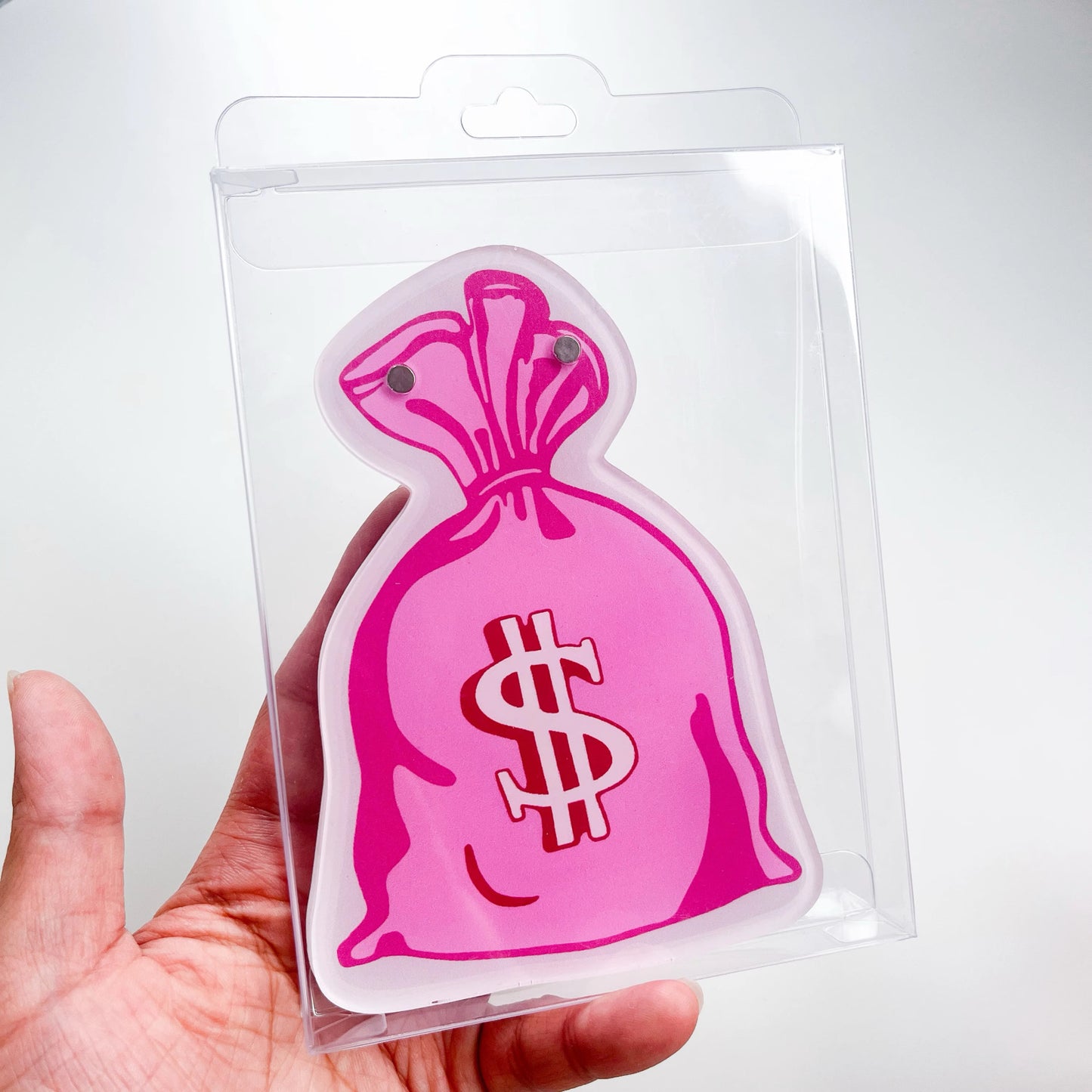 Money bag lash tile