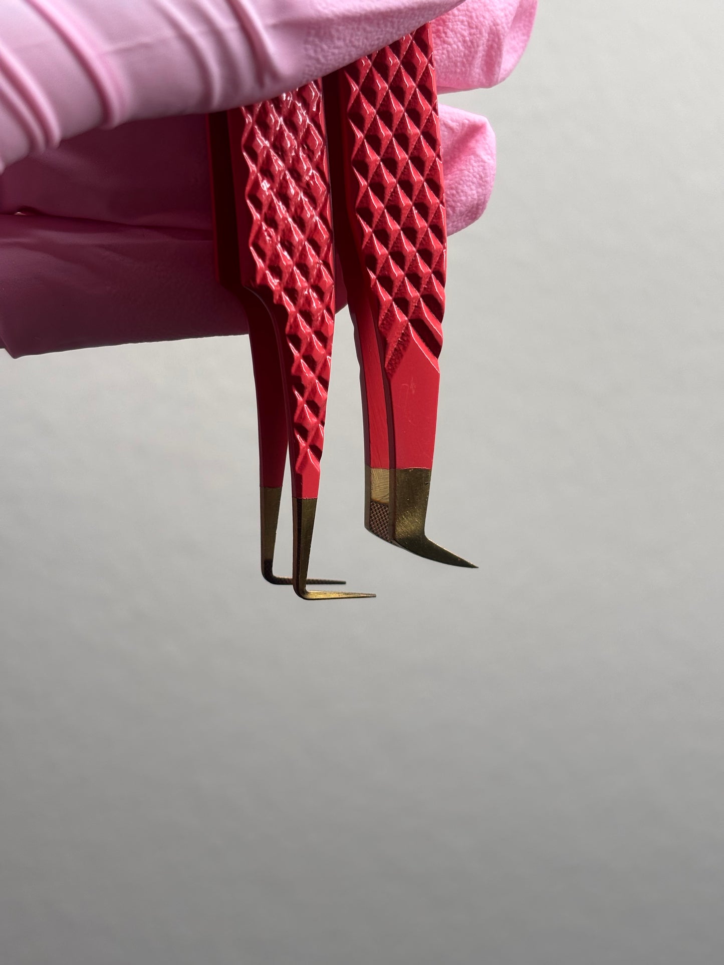 Fiber Tip Charm Tweezer